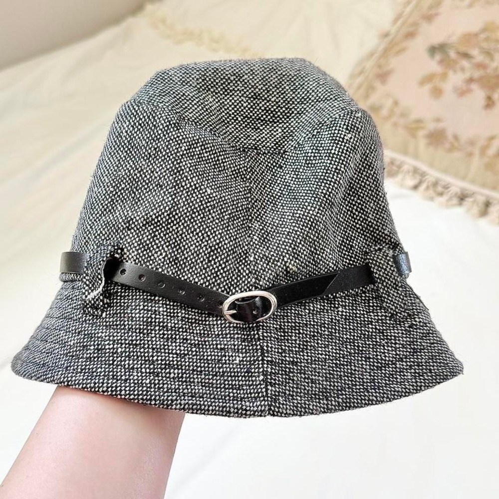 Tweed bucket hat The Hats Company